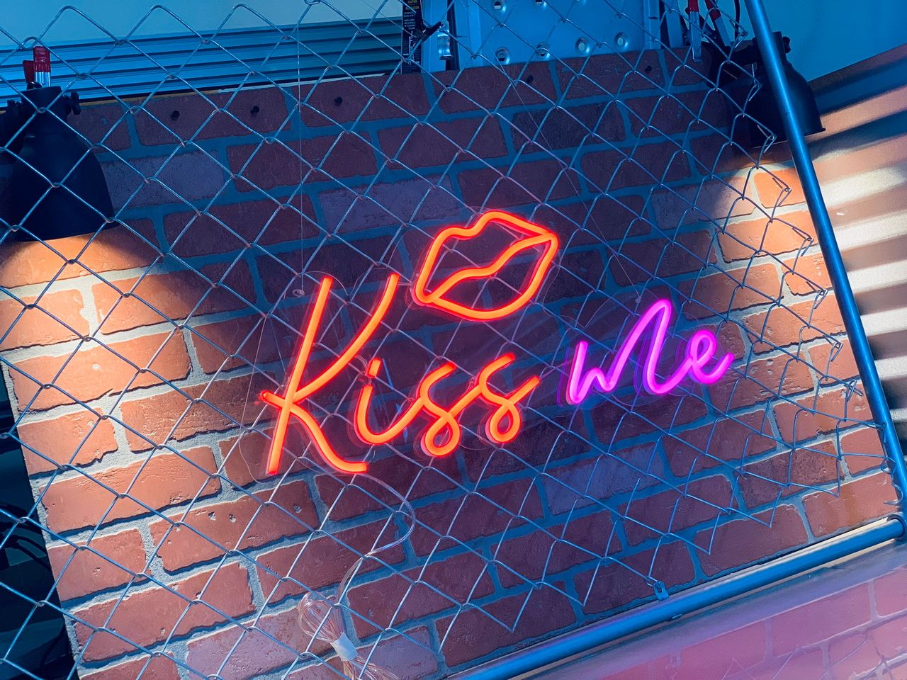 Kiss Me Neon Sign