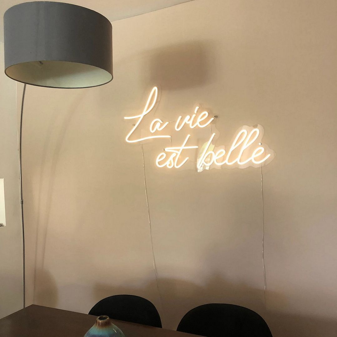 La Vie Est Belle Neon Sign