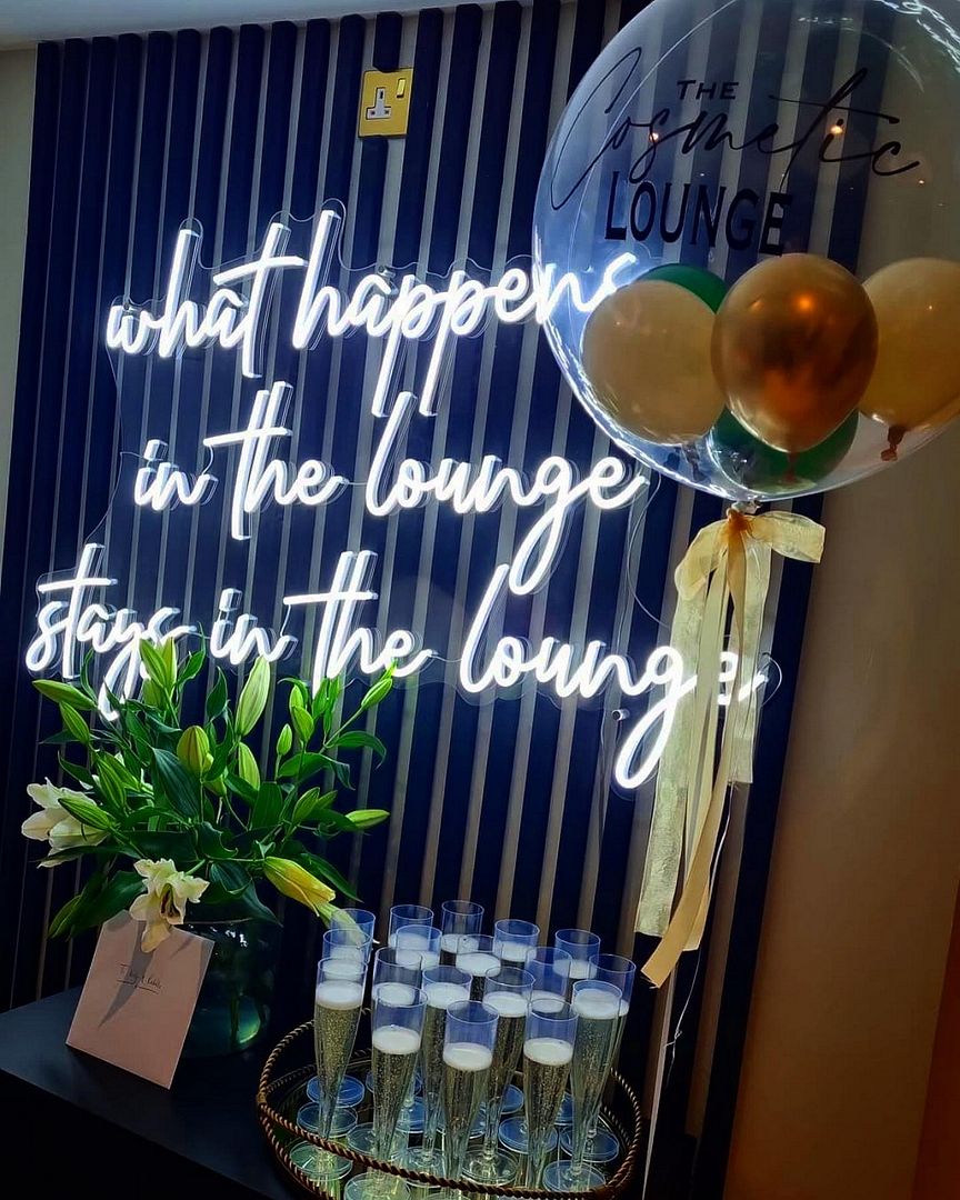 What Happens in The Lounge Stays in The Lounge Neon Sign